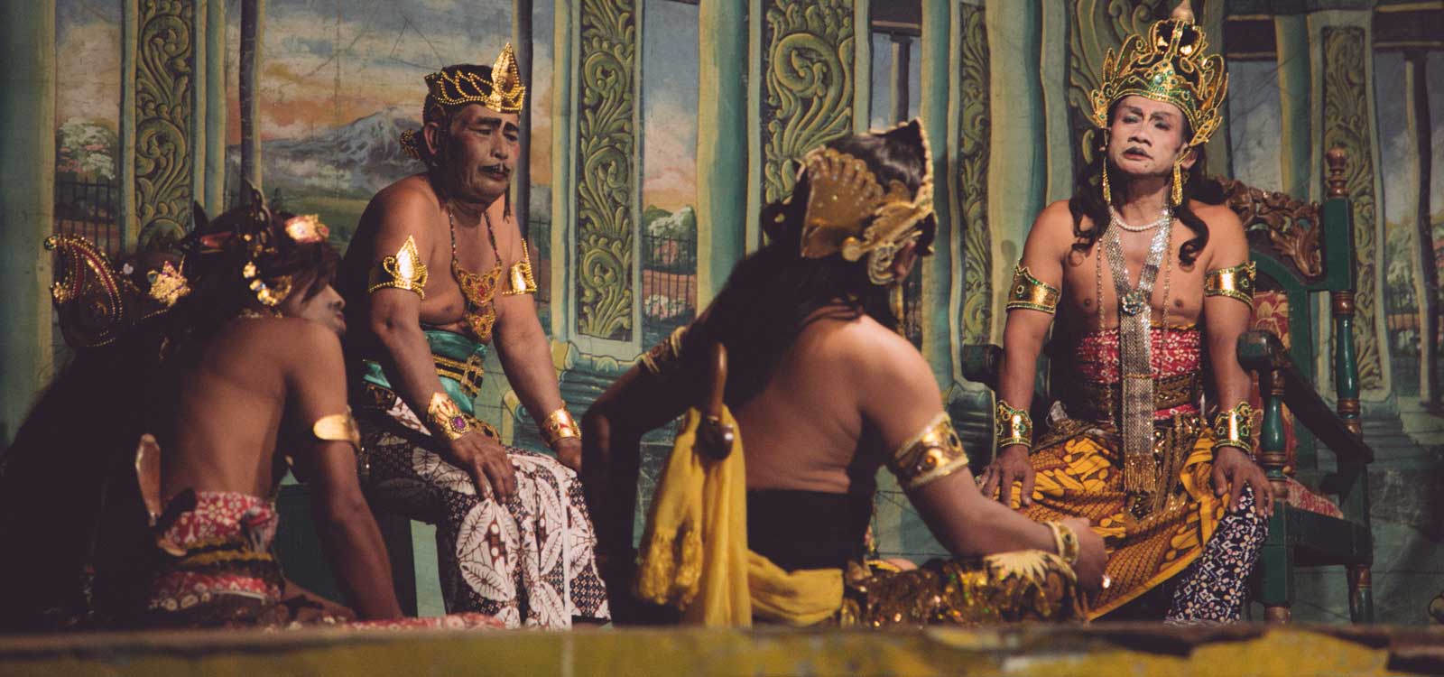 Traveling Javanese Theater